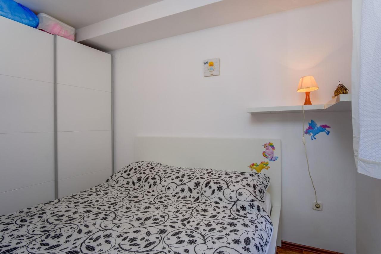 Apartman Natasa マリ・ロシニュ エクステリア 写真
