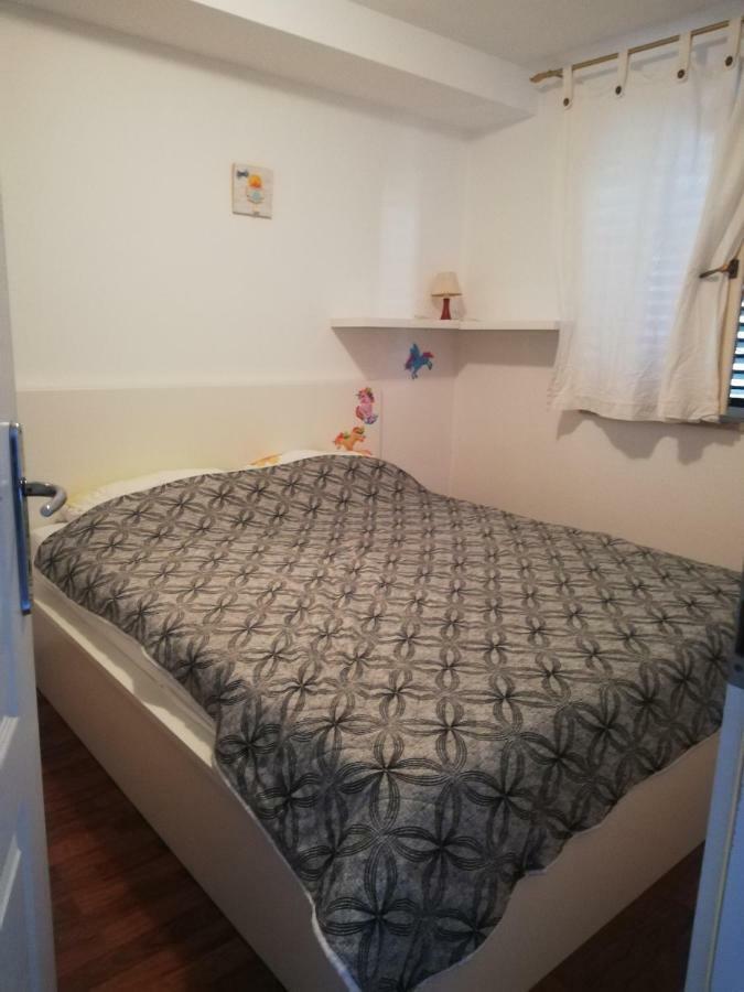 Apartman Natasa マリ・ロシニュ エクステリア 写真