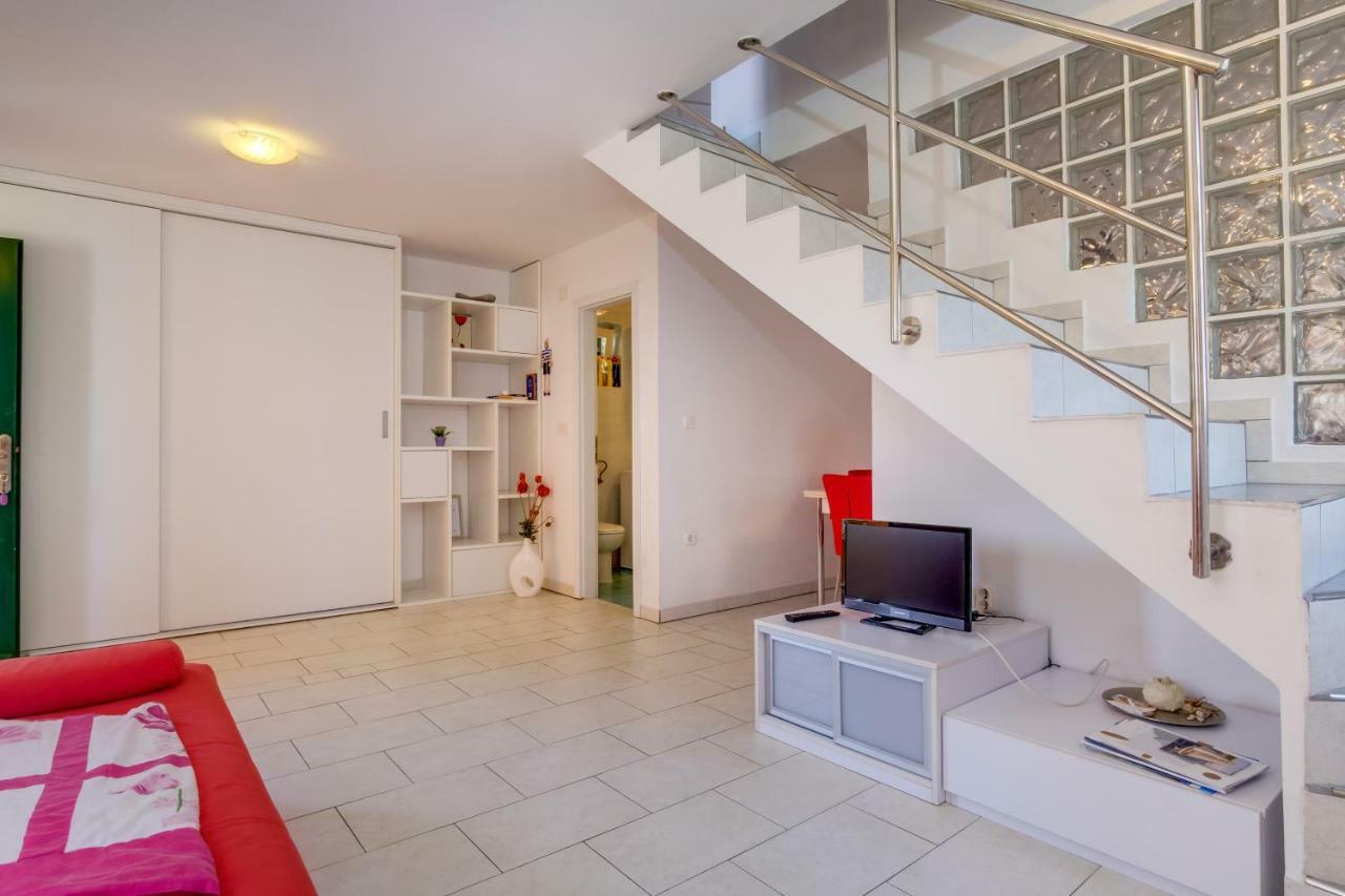 Apartman Natasa マリ・ロシニュ エクステリア 写真